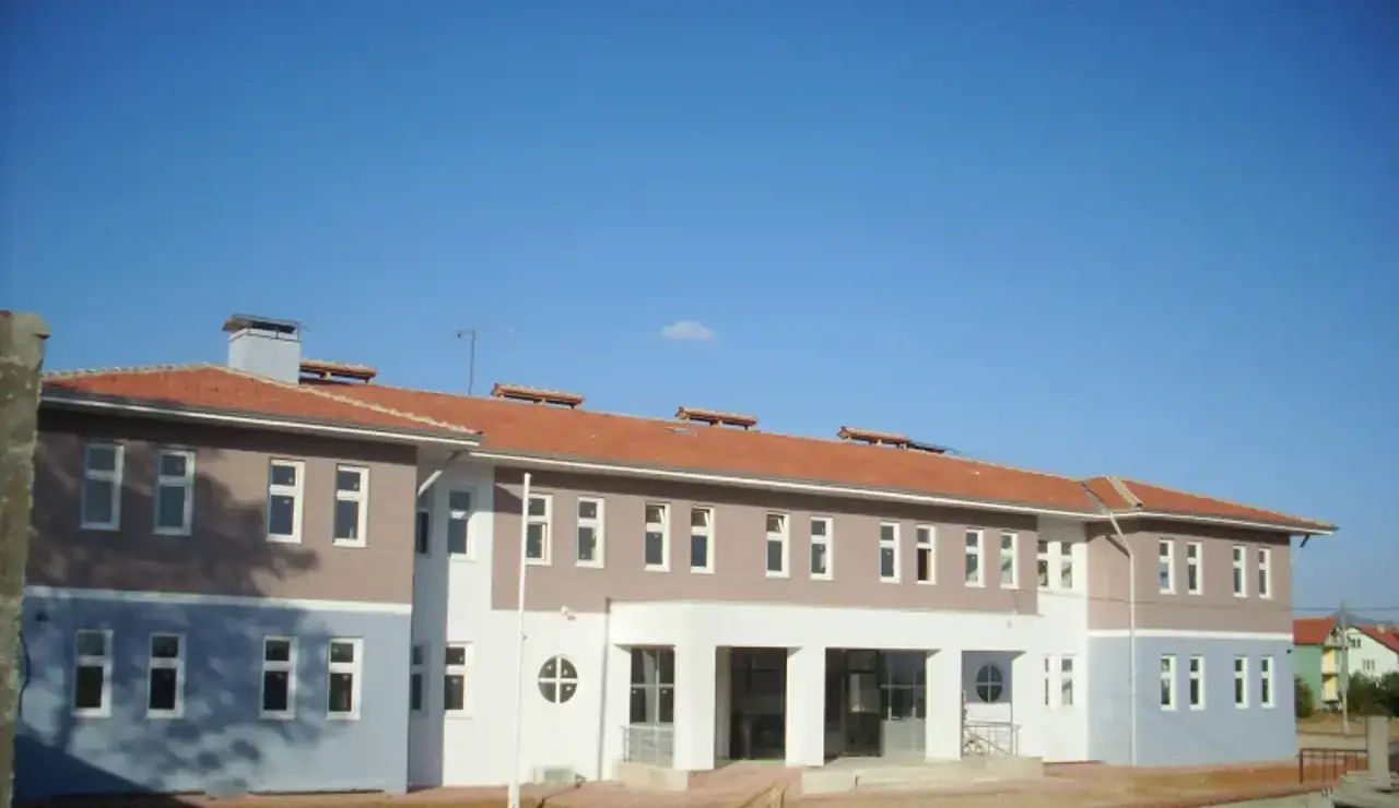 Eşme Large-Type Kindergarten